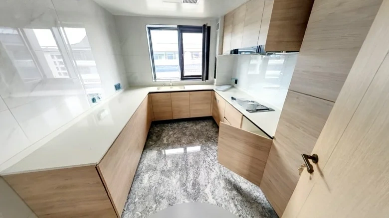 Academy One Courtyard - View 8