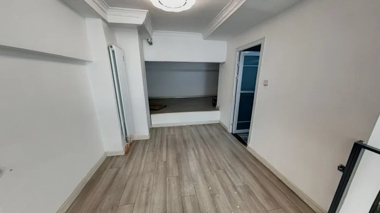 Lanzhou Zhongtianjian Square - View 3