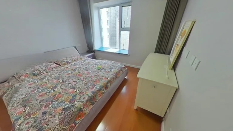 Queen's Way Excellence - View 2