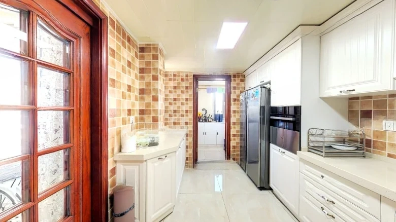 Imperial View New World - View 6