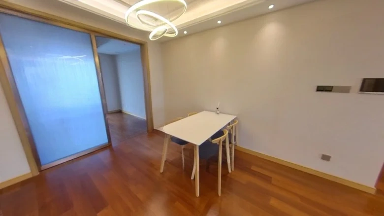 Platinum Delight Rhinoceros Lake - View 8