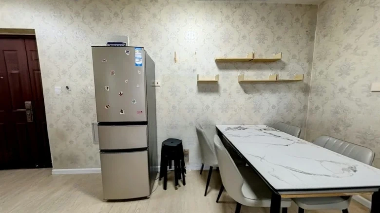 No. 46 Nanlishi Road Compound - View 3