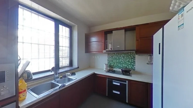 Rose Garden - View 14