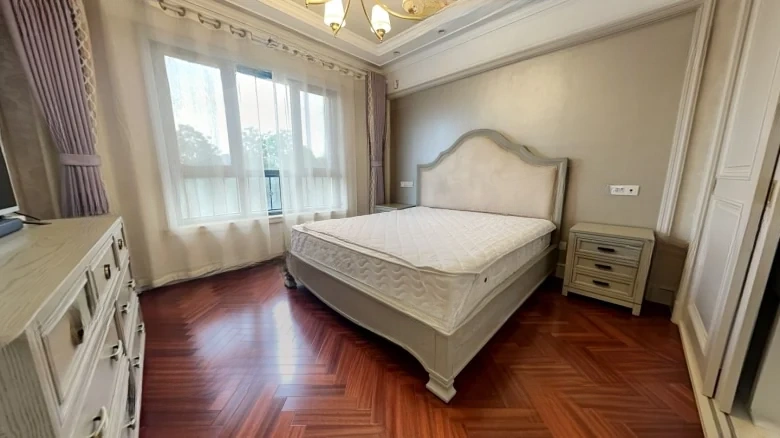 Crescent Glory Mansion - View 3