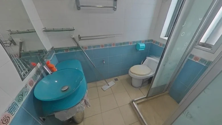 Elegant Garden Residence - View 9