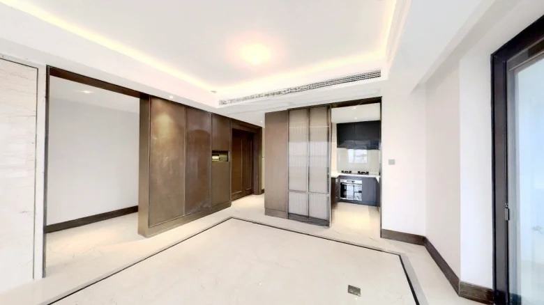 Swan Castle Garden - View 5