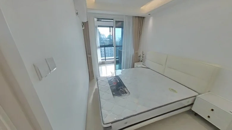 Dongbao Cui Xuan - View 2