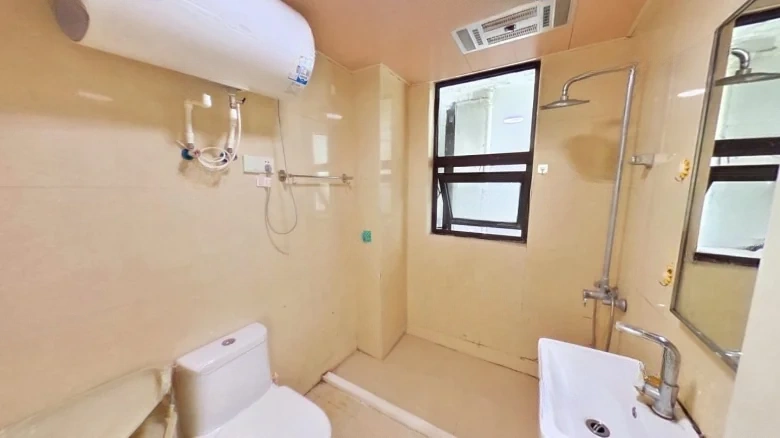 Lakefront Sky City - View 6