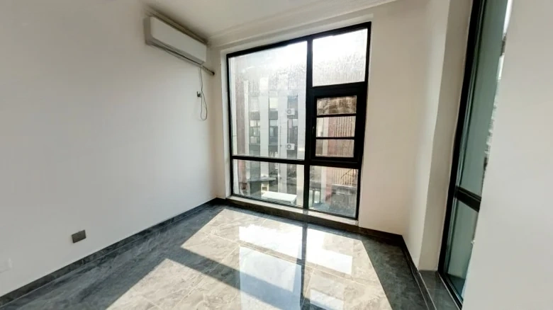 Oceanside Tidal Confluence - View 2