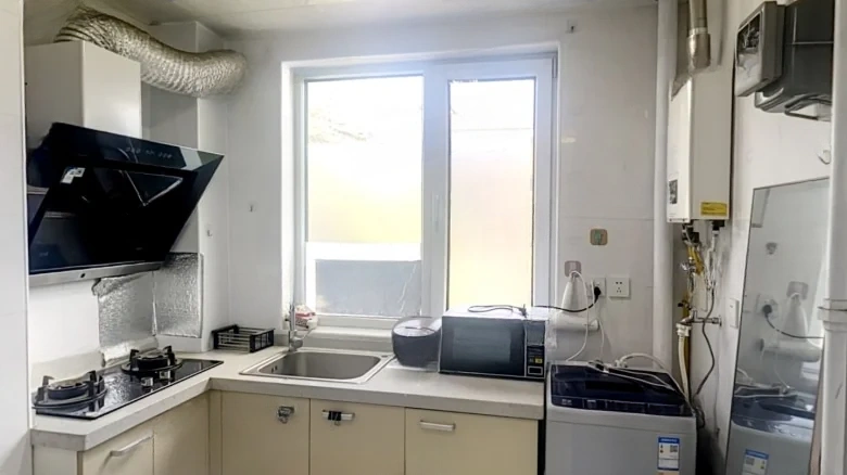 61 Fuxing Road Courtyard - View 4