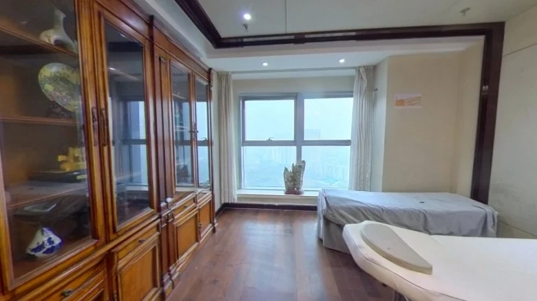 New World Famous Convergence - View 4