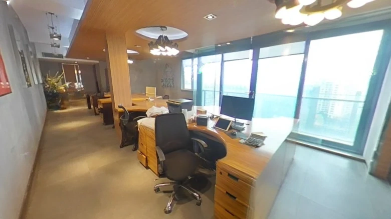 Flowing Flower Lord Court - View 7