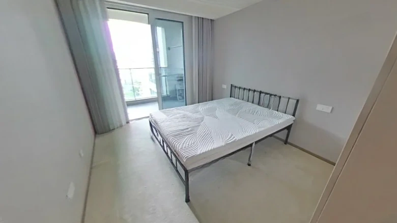 Riverfront Imperial Iris Residence - View 3