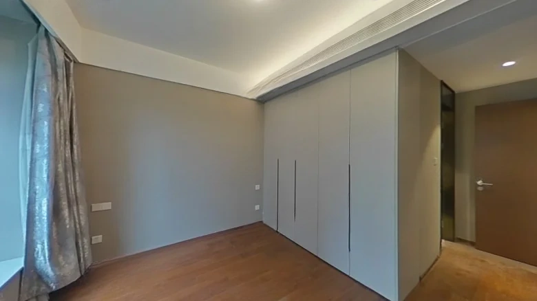 Fish Mouth Grace Mansion - View 4