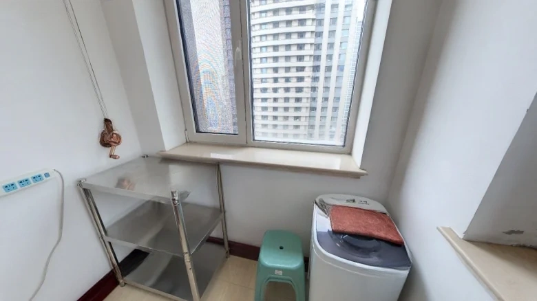 Crescent Manor - View 9