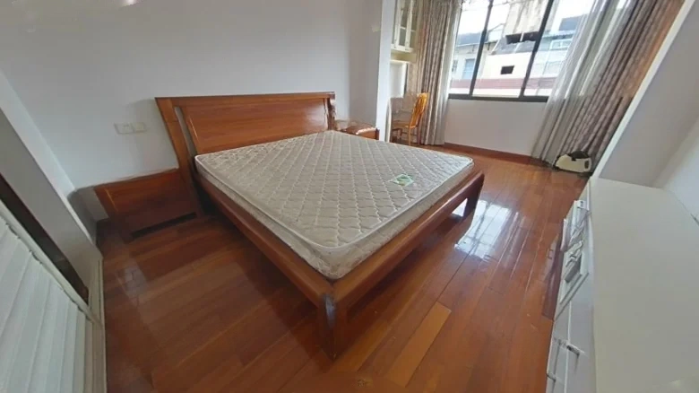 Red Maple New Village - View 2