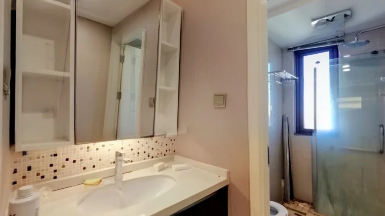 Park Yi Fu - View 10