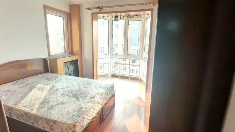 Sunny Spring Garden Residence - View 3