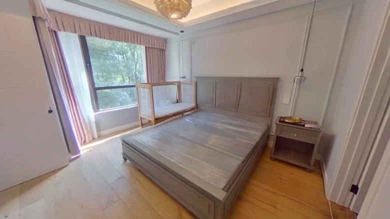 Lujiazui Splendor City - View 2