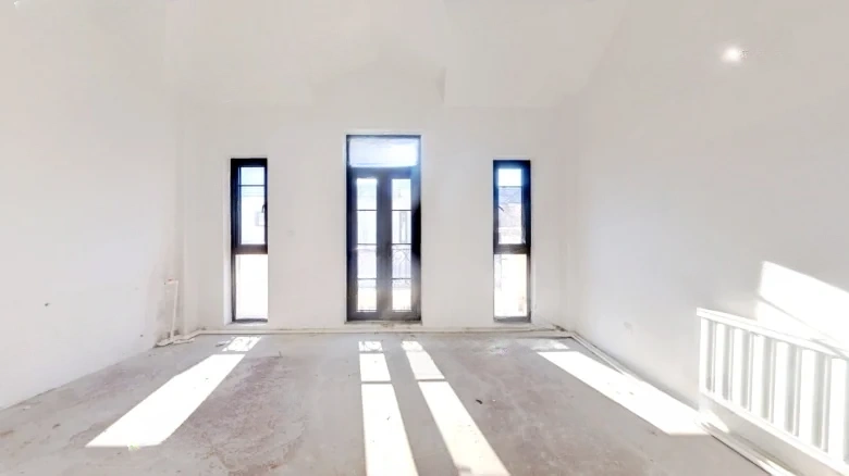 Green City Peach Blossom Spring - View 2