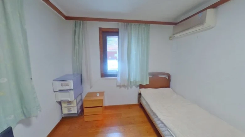 Sandy River Residential Area - View 6