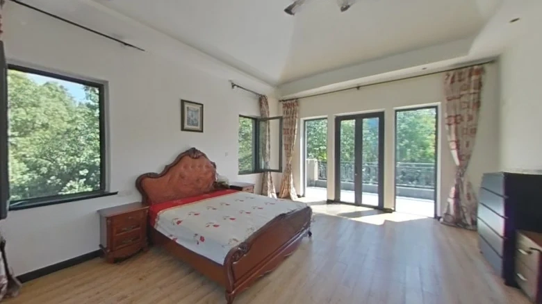 Era Elegant Lake - View 5