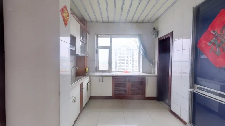 Golden Waltz - View 11