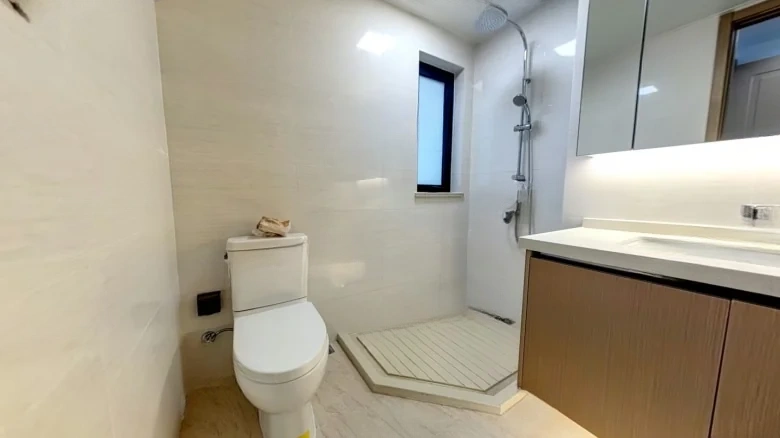 Spring Breeze South Bank East Garden - View 11