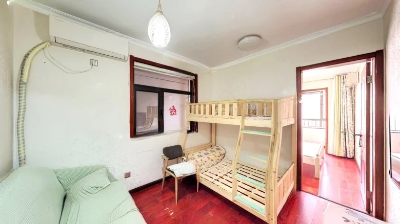 No.8 courtyard, Beishan Street, Shandao University - View 3