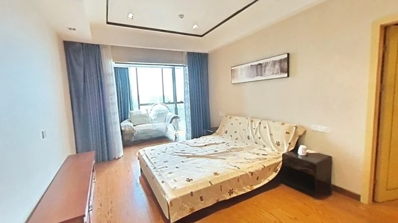 Deji World Trade One號 - View 4