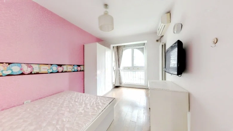 Pearl River Roman Garden West District - View 5