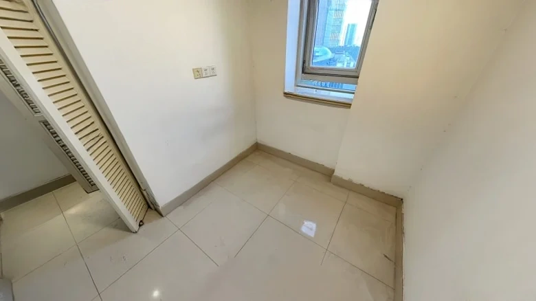 Wanda Palace Apartments - View 1