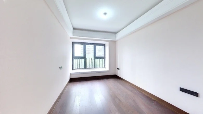 Swan Castle Garden - View 3