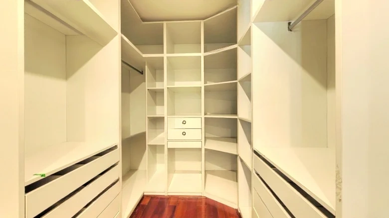 Cognac Town - View 34