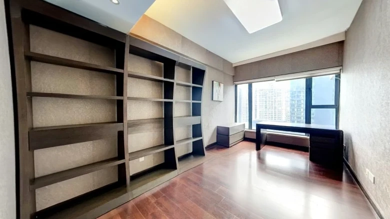 Summit Park Garden - View 2