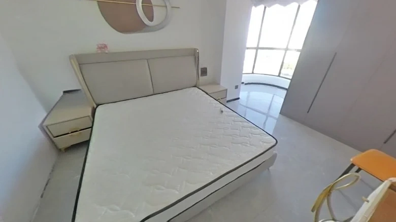 Riverhead Garden - View 2