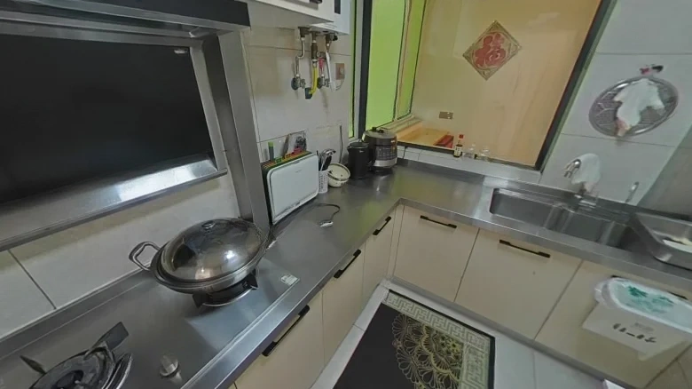 Lucien Commercial Capital - View 5