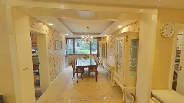 Yi Jing Yuan Garden - View 5