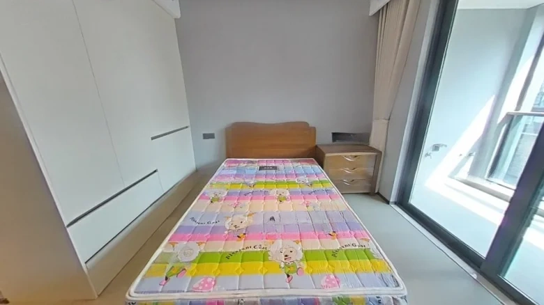 Longhu Bin Kang Tian Yao Cheng - View 2