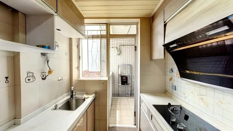 Starlight Collection Courtyard - View 6