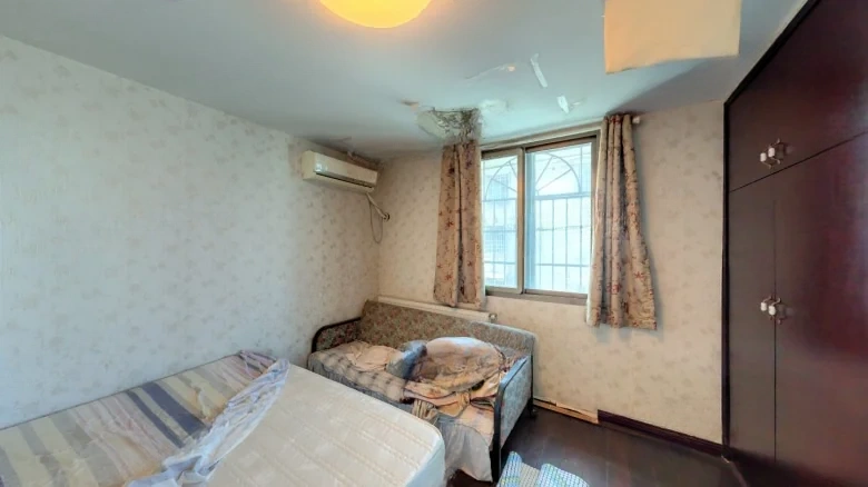 Phoenix Building - View 6