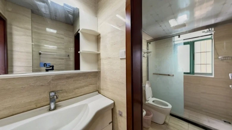 Metropolis Fashion Trend - View 8