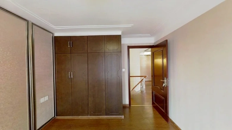 Orlin Garden - View 5