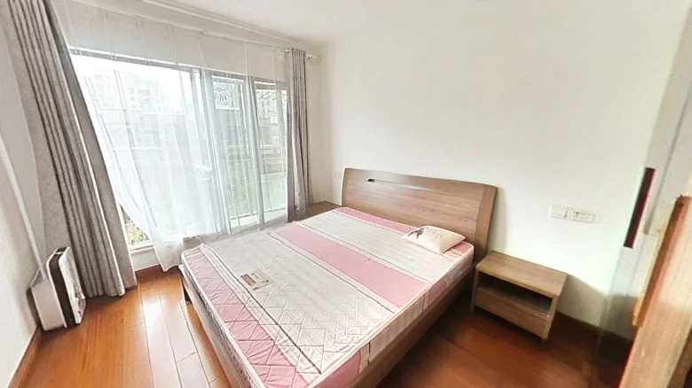 Ocean Top One Brand - View 3