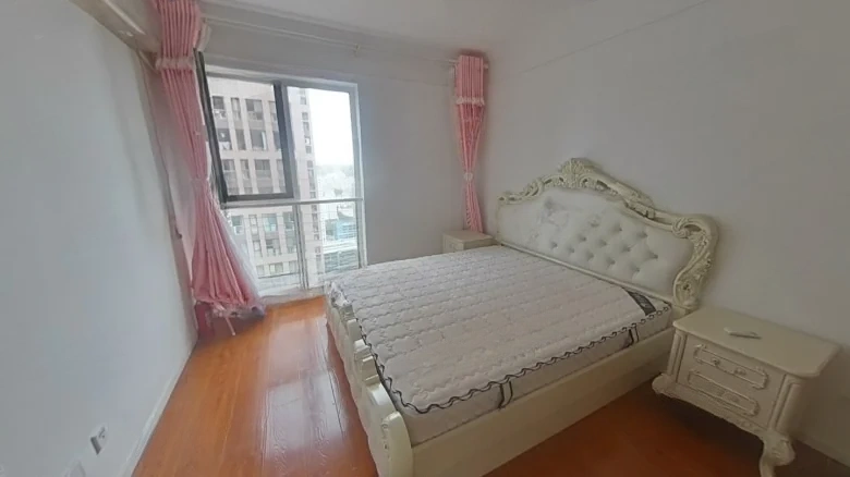 7080 Center Square - View 8