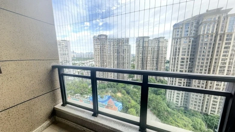 Central Bay Amber Bay - View 13