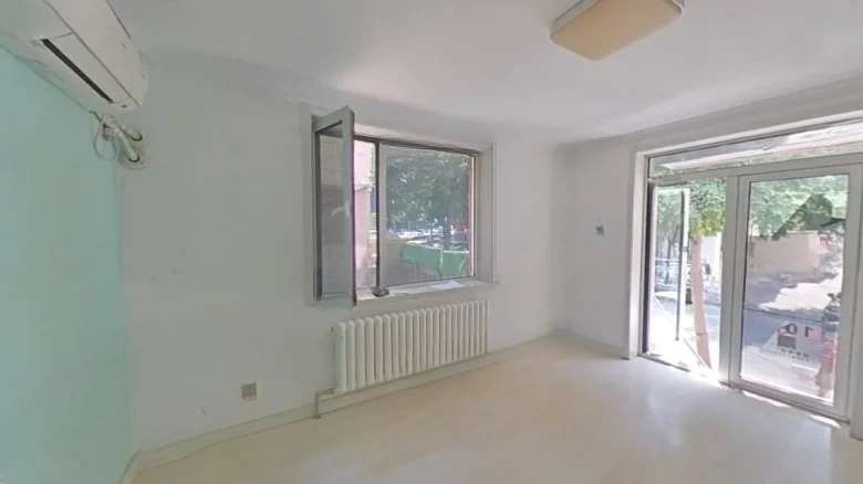 Jiu Zhong Jin Cheng Street - View 6