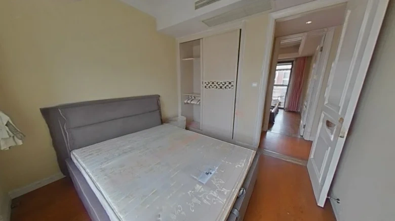 Oceanside View景 can be translated as Oceanside Vista or Oceanview, considering - View 3