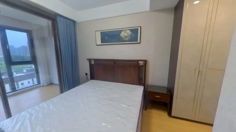 Spring Wind South Bank West Garden - View 4