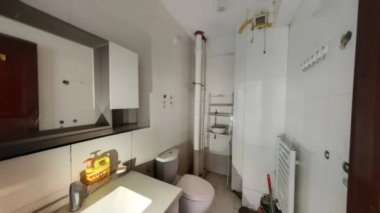 Poly Center Golden Street - View 5